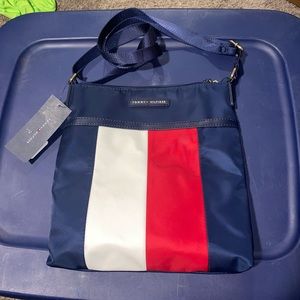 Tommy Hilfiger Classic color Crossbody Handbag